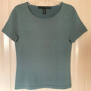 NWOT Linda Allard/Ellen Tracy Steel Blue Top Sze-P